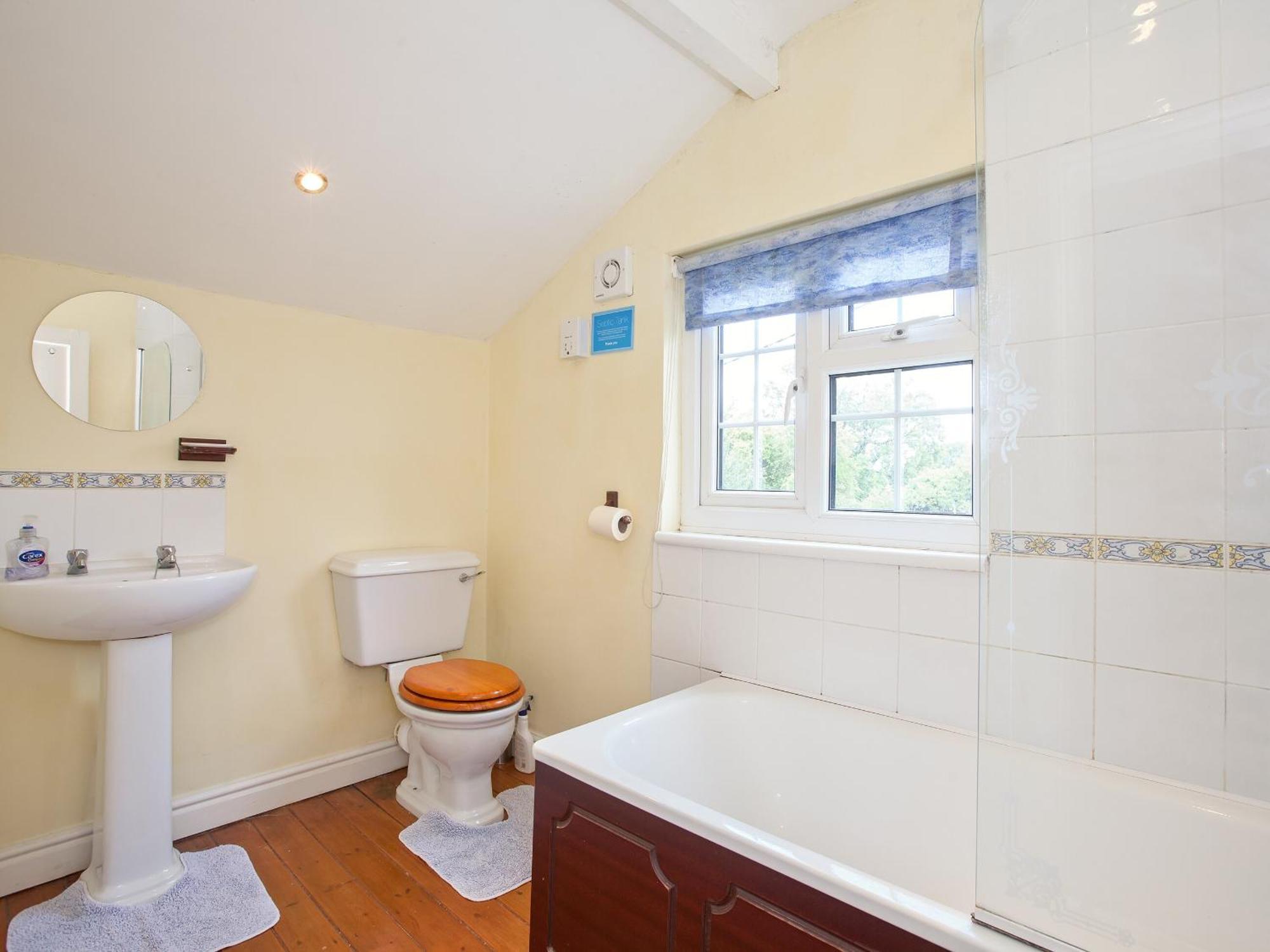Fir Tree Cottage Standon Bagian luar foto