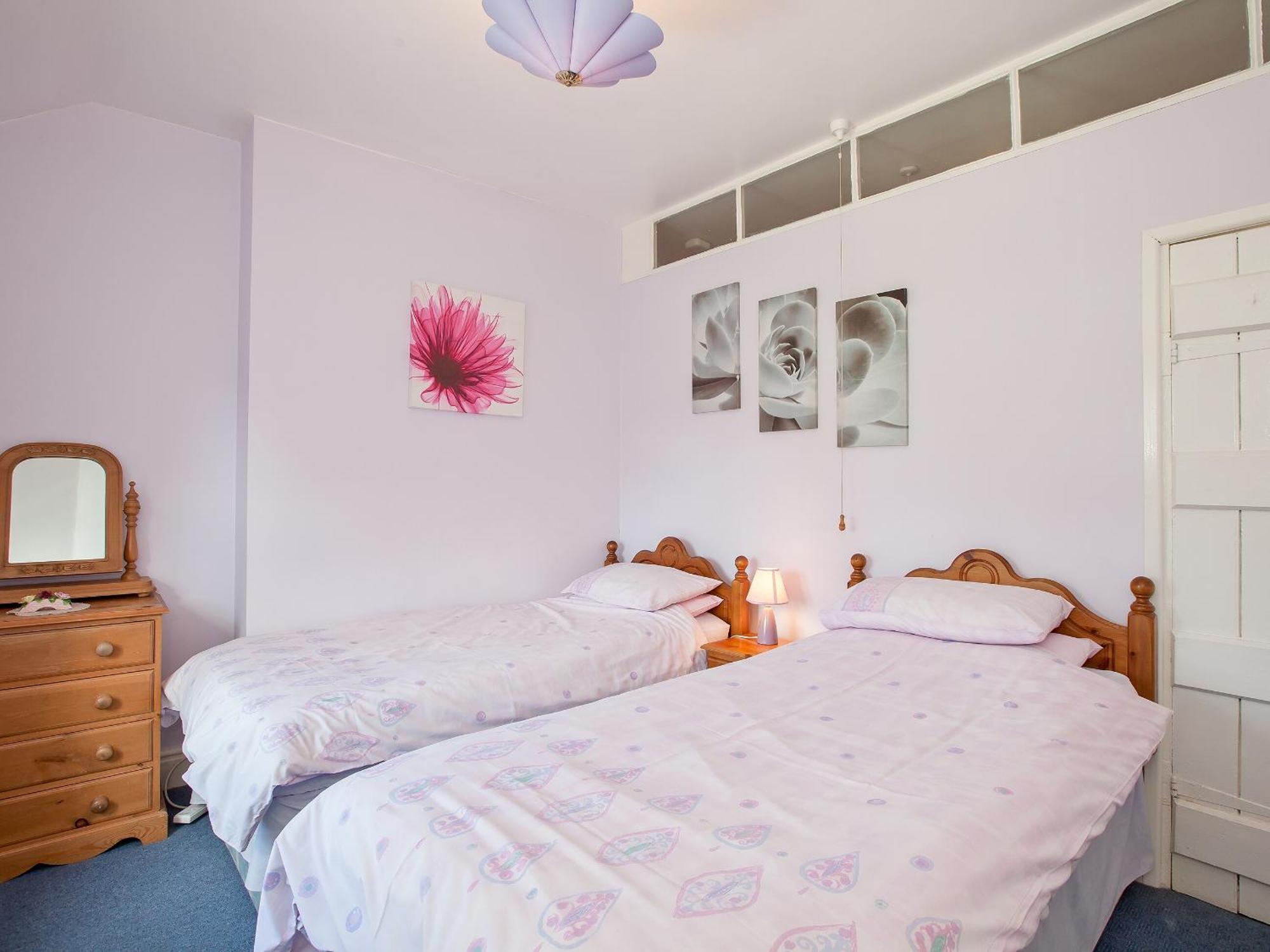 Fir Tree Cottage Standon Bagian luar foto